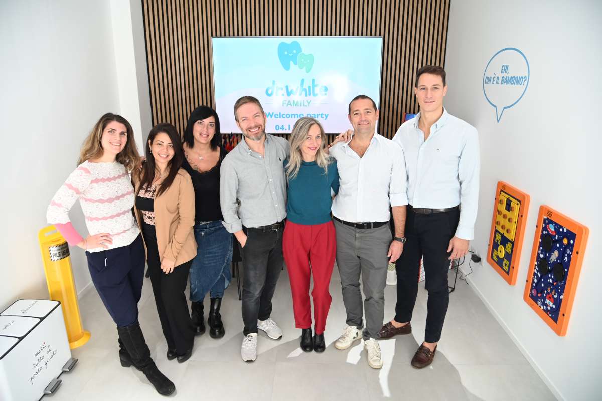 Staff Dr. White Family - Da sx: Dr.ssa Giorgia Alesse, Silvia Medina, Laura Marchitielli, Dr. Stefano Marini, Dr.ssa Laura Morandi, Dr. Matteo Fugardi e Dr. Riccardo Provaroni